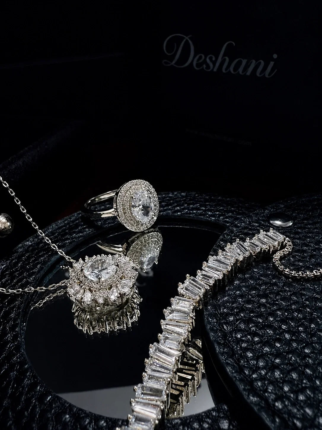 Best Jewelry Gifts for Her: 2026 Gift Guide