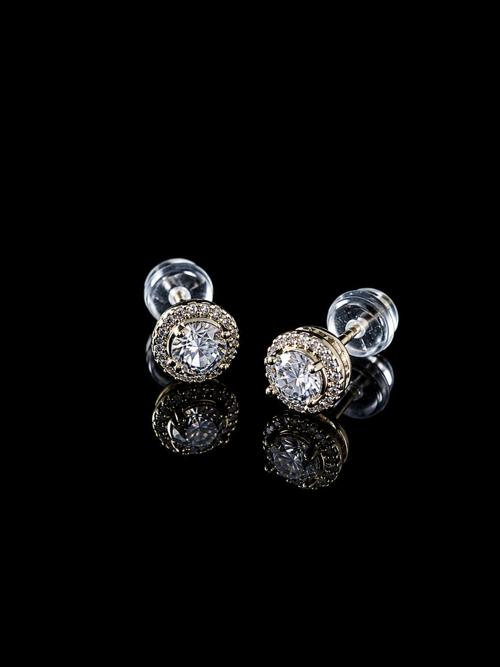 Round Diamond Star Stud Earrings