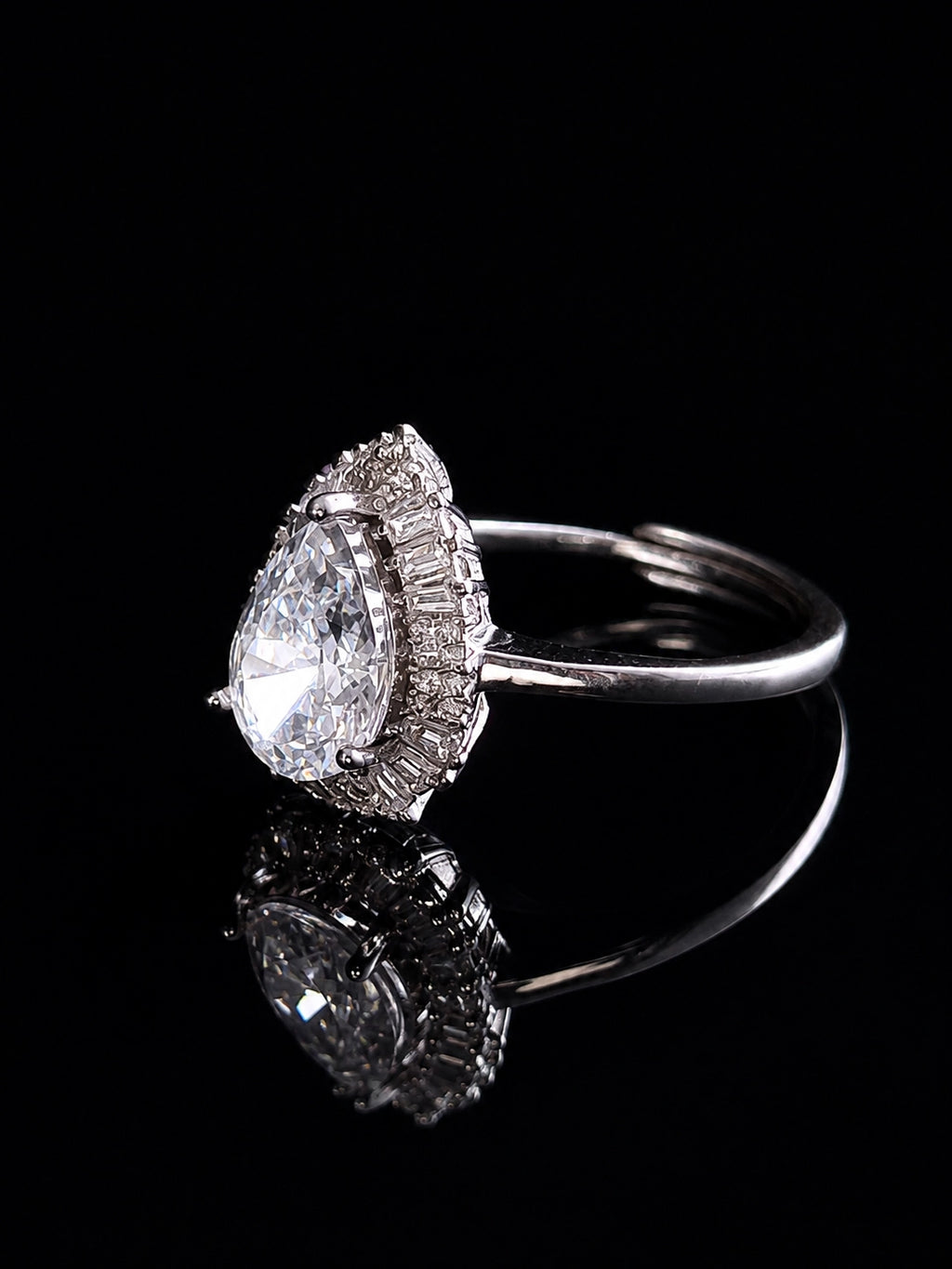 Rose-Yellow Center Stone Four-Prong Plain Band Ring